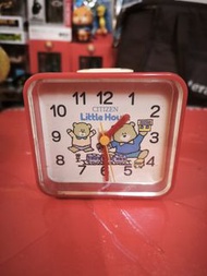 80 年代小房子主題 Citizen - 可愛紅色，小熊火車站 - 紅色塑膠鬧鐘
