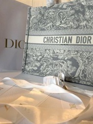 面交 100%正品 全新Dior book tote包