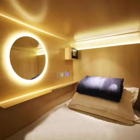 Wooden Single or Double Capsule Bed Hostel Capsule Hotel Furniture