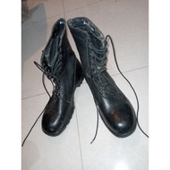 Boots size 44