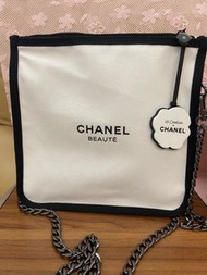 Chanel 吊牌連化妝袋 vip