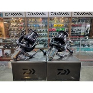 18"Daiwa Crosscast Surf Reel