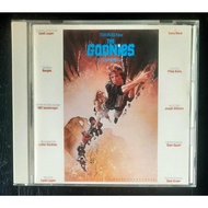 The Goonies - Original Motion Picture Soundtrack 32・8P-86 (Japanese Used CD. 1985 Pressing)