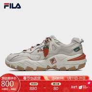 斐乐（FILA） FILA 斐乐官方男鞋跑步鞋2023春季百搭休闲复古运动鞋掠夺者2 桦树棕/燕麦色-BO 42