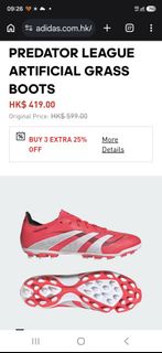 Adidas足球鞋