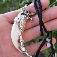 Mai Chuang/Hand Carved/Antique Tibetan Silver Inlaid Boar Tooth Wolf Tooth Necklace Pendant Fashion