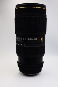 Sigma 70-200mm f/2.8 EX DG HSM II Macro Zoom Lens for Nikon DSLR Cameras,  Mark 2, 105-300mm eq. F2.8 constant maximum aperture Ring-type ultrasonic-type AF motor with full-time manual focusing  1m minimum focus, Nikon F (FX) mount HSM (Hyper Sonic Motor)