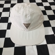 topi guess original second