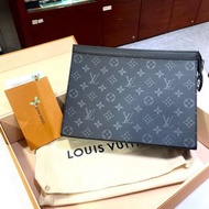 全新LV男士手拿包 M61692 POCHETTE VOYAGE MM 黑色MONOGRAM帆布 #BRAND NEW