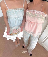 Blair Lace Top เสื้อลูกไม้สายเดี่ยว (Pink & Baby Blue) พร้อมส่ง