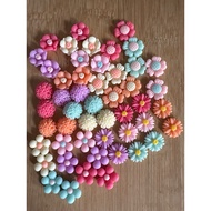 RM4.50/50 pieces : TF-803 - Resin - Bunga - Flower - 1.3 cm to 1.5 cm