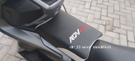 CHILD SEAT FOR ADV 160 AND ADV 150 ADV 160 Seat ADV 160 Seat Cover