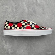 2026Vans Old Skool sneakers Men Women Casual Shoes Student Shoes Men Women Shoes Skateboard Shoes St
