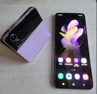 Samsung Galaxy Z Flip 4