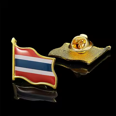 Thailand Enamel Pin and Brooches Flag Lapel Pin 3D Waving Ornaments Brooch Badge Country Pride