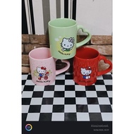 MUG KITKAT HELLO KITTY LIMITED( free straw darlie 1 pcs)
