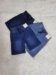 boys jeans short pant budak. size available 2y-12y.