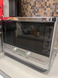 Fully functional Panasonic microwave/oven 樂聲 「變頻式」蒸氣烤焗微波爐 (30公升) NN-SV30