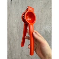 High Quality Cast Iron Lemon Squeezer - Fast Juicer, Dehydrated, Super Durable