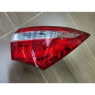(OEM QUALITY) TOYOTA ALTIS ZRE172 2014 TAIL LAMP / LAMPU BELAKANG