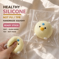 Mainan Squishy Duck Itik Bebek Silicone Handmade Slow Rising Anti Stress Fidget Lembut Comel Kado