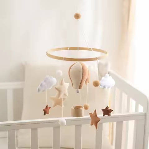 Wooden Rattles Toys Baby Crib Mobile Bed Bell Soft Felt Hot Balloon Newborn Music Bed Bell Hanging T