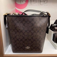 Coach Vale Duffle Bag