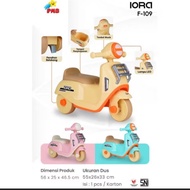 Ride On Vespa IORA F-109