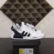 S Adidax Nmd r1 v2 White Shoes