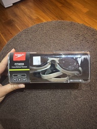 Speedo 泳鏡 右眼350度（近視），左眼550度（近視）