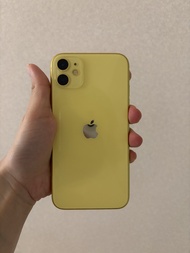 Apple iPhone 11 - Yellow