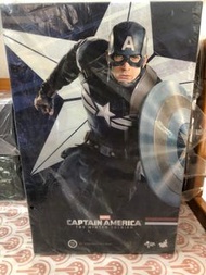 hottoys mms242  captain America