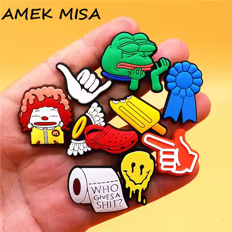 New Spoof Funny PVC Sad Frog Shoe Charms Decorations Heart Toilet Paper Medal Shoe Accessories Cute 