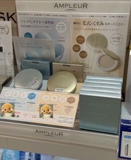 2️⃣款最新日本本土版🔥金色💛控油定妝美白、藍色🩵涼感防曬粉餅 ✅Ampleur face powder SPF50+PA++++ 防曬粉餅 10g🩷適合所有膚質，美白遮瑕，化妝定妝補妝必用