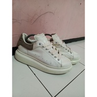 Second Hand AI£xand£r McQueen White Brown Shoes size - 44