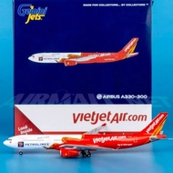 [ SCALE PLANE MODEL 1:400] Airbus A330-300 Vietjet Air VNA811 aircraft model