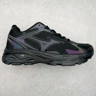 Mizuno Racer S