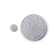 超大拾圓硬幣