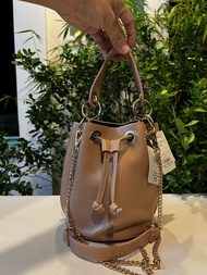 Túi 2hand xách tay có dây đeo phom bucket mini của Ý chưa sd -T207