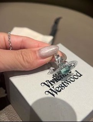 Vivienne Westwood 土星項鍊