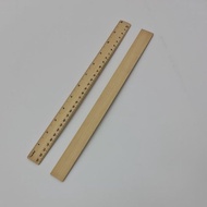 Wooden ruler 30cm Wooden ruler/