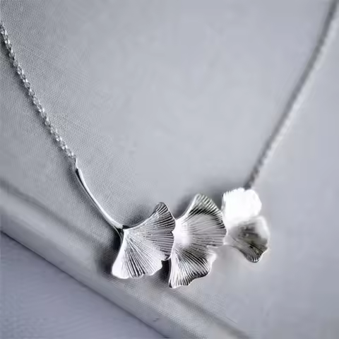 New Fashion Fresh Nature 925 Sterling Silver Jewelry Ginkgo Leaves Handmade Creative Female Pendant 