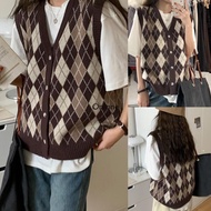 Slim-fit Onion Patterned V-Neck Knitted Argyle Plaid Sweater Vest