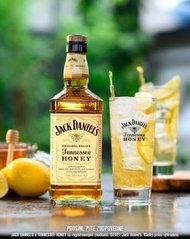 Jack Daniel's 1000ml honey tennessee 傑克丹尼蜂蜜威士忌
