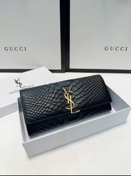 ✨YSL Saint laurent cassandre鳄鱼纹小牛銀包 女款 黑色