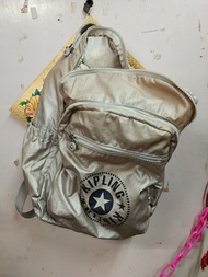 # Kipling Backpack背囊 $60 (自取)