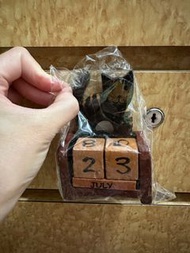 貓貓木製日曆擺設