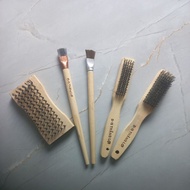 Iron brush, iron brush