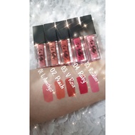 V.Rose La Belle’s Lipmate