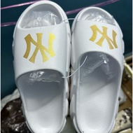 SLIPPERS SLIPPERS HOUSE SLIPPERS STREET SLIPPERS